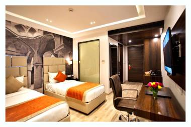 Kaisons Inn (Near Apollo Hospital)