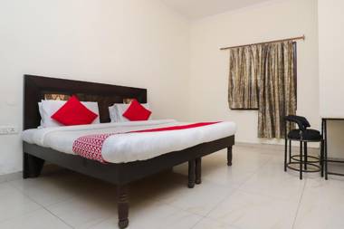OYO 8467 Hotel Shiv Shakti Inn