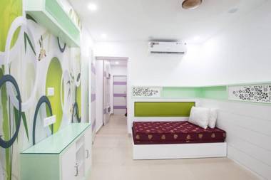 Centrally Located Entire Apartment near ITO