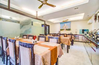 Hotel Sumedha Premium