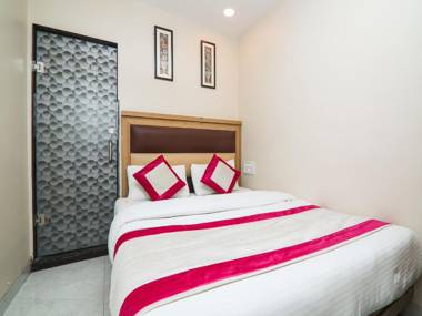 Hotel Amar International