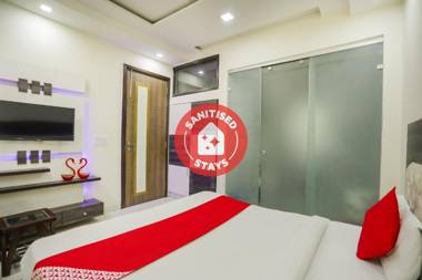 Capital O 10938 Season Grand