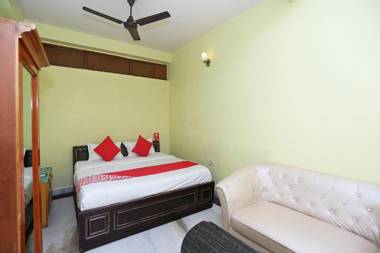 OYO 12190 Hotel New Blue Umbrella