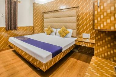 SPOT ON 61091 Hotel Silver Palace Dx