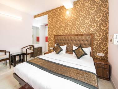 OYO 14728 Manan Residency