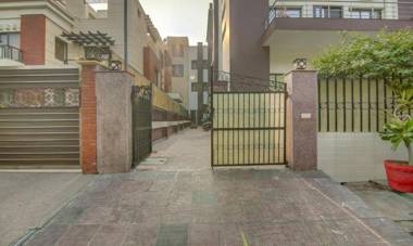 Treebo Trip City Centre Noida