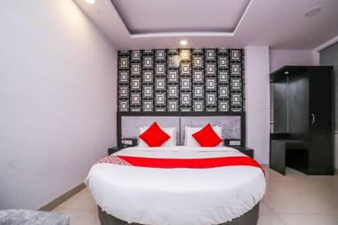 OYO 24943 Hotel Airport Zone Olive