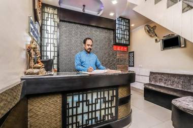 OYO 6317 Hotel Shiv Palace