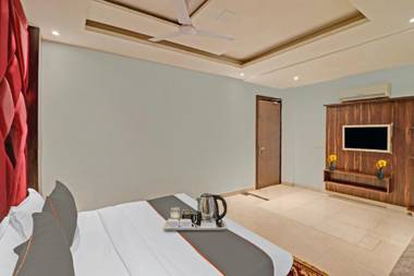 Collection O 9271 Hotel Dev Palace