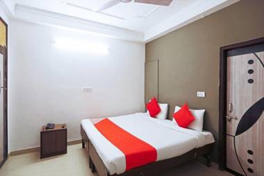 Capital O 29375 Hotel Rainbow Villa