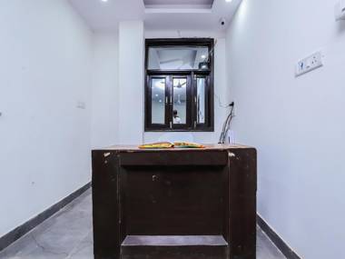 OYO 22355 Hotel Istay