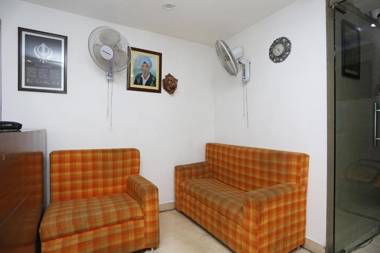 OYO 15563 Bir Home Stay