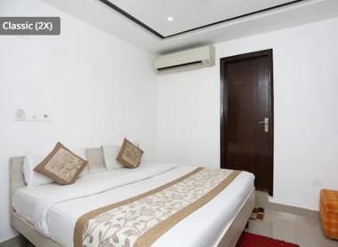 OYO 15563 Bir Home Stay