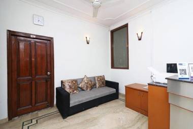 OYO 13843 Moonlight Residency