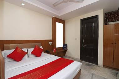 OYO 12739 Mahesh Inn