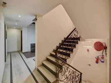 Treebo Trend S&B East Inn