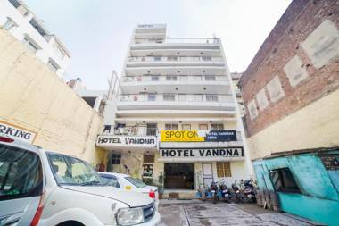 SPOT ON 40016 Hotel Vandana