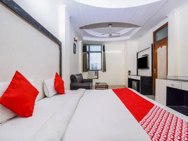 OYO Flagship 46624 Hotel Western