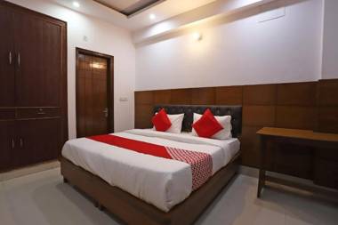 OYO 46160 Gs Residency