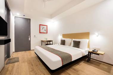 OYO Townhouse 141 Sector 14 Old Gurgaon