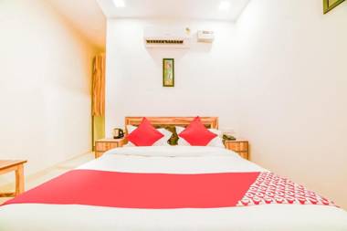 OYO Flagship 49858 Comfortable stays