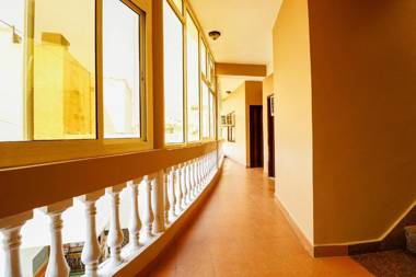 OYO 61264 Hotel Royal Orbit