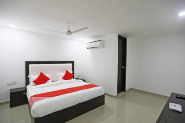 OYO 48664 Gour White House