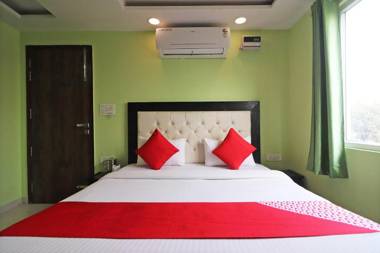 OYO 64916 Mannat Residency