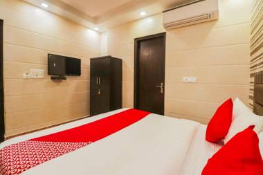 OYO 65214 Gera's Height