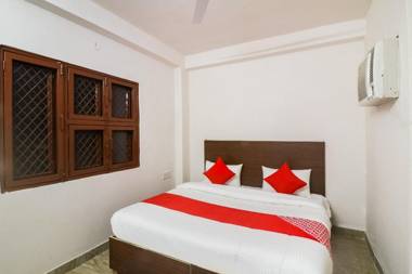 OYO 62177 Lovely Inn