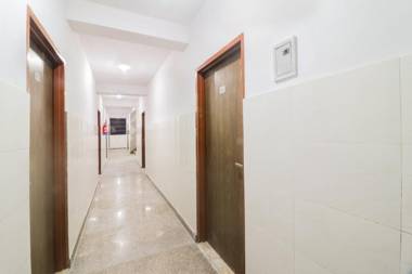 OYO 62177 Lovely Inn