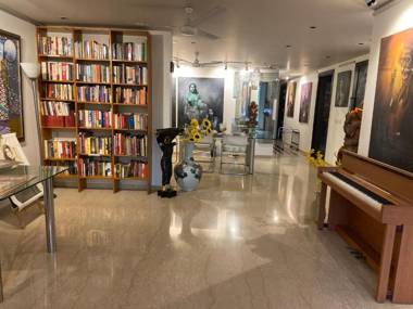 Cameo art house -home stays Vasant Vihar New Delhi