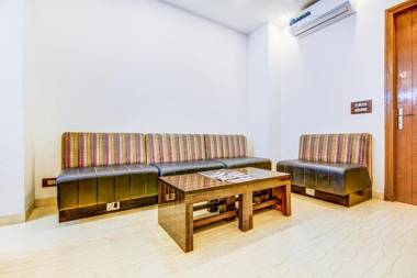 FabHotel Floyd - Fully Vaccinated Staff