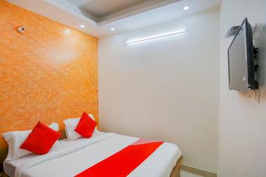 OYO 67096 Hotel ICON