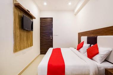 OYO 68955 Hotel Blue Eye