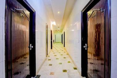 OYO 22154 Hotel Delhi Darbar