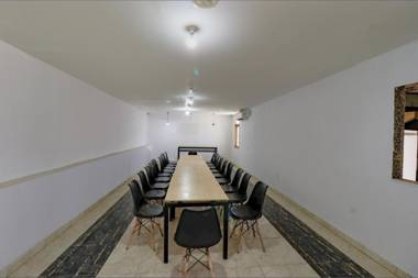 FabHotel Golden Stay