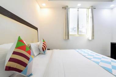 OYO 81182 Collection O Comfy Stay Hotels