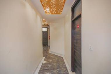 CAPITAL O 81600 RAJ RESIDENCY