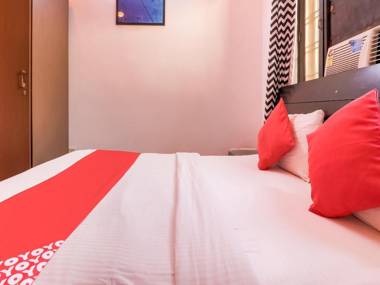 OYO 72474 Delhi Heightz Home Stay