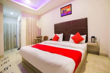 OYO 16978 Hotel Sterling Inn