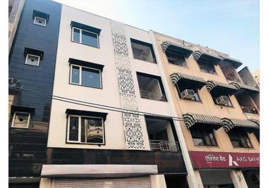 Olive Service Apartments BLK & GangaRam Hospital