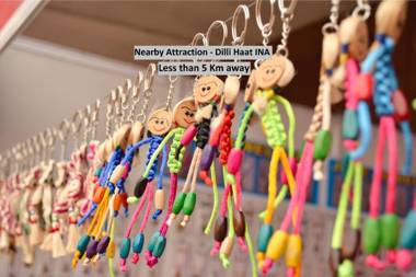 OYO 72294 White Rose Wallon Hotel