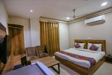 FabHotel Limewood Stay