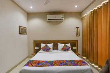 FabHotel Limewood Stay