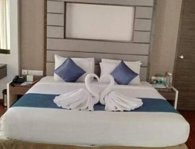 Hotel Grand Lawson IGI Airport