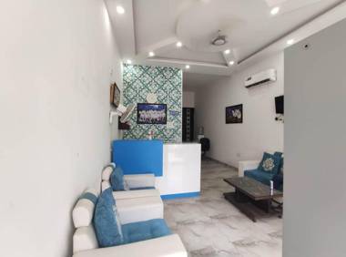 Hotel Grand Lawson IGI Airport