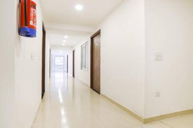 OYO KEY Rooms Tilak Nagar