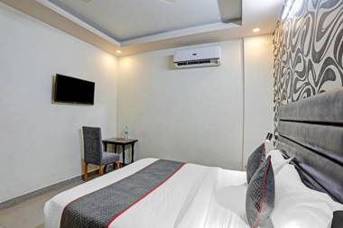 OYO Townhouse 76100 Hotel Diamond