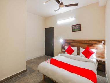 OYO 76156 Orchid Inn